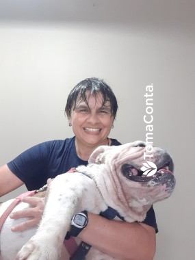 Petsitter Afetuosa e Responsável – Seu Pet em Boas Patas!