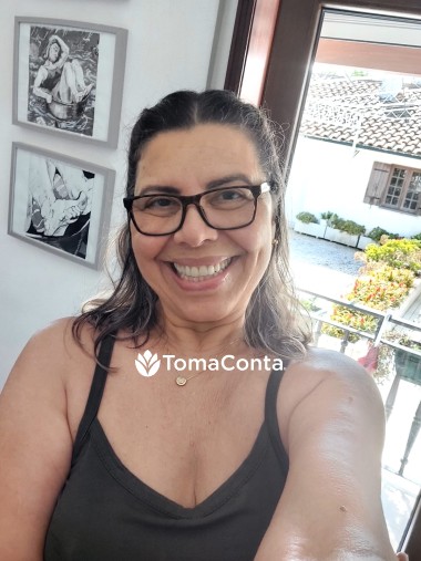 Cuidadora de idosos com mais de 10 anos de experiência!
